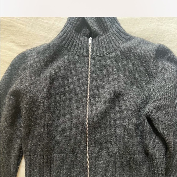 COS wool cropped dark grey sweater zip up cardigan jacket, - Picture 2 of 3